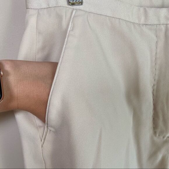 Babaton Wegner High Rise Shorts Fabric  Made in Japan Cream White Size 8 - Picture 6 of 6